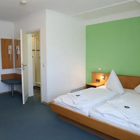 Zu Muellers Winkelhausen Hotel Langenmosen Exterior photo